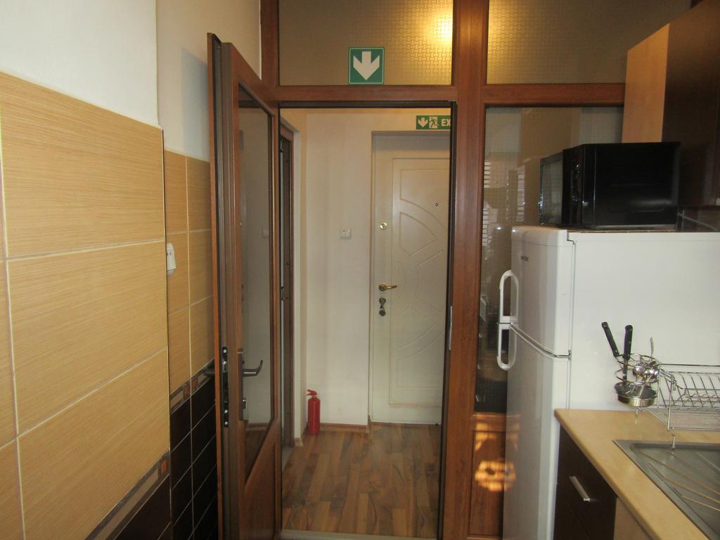 Apartament Confort Buşteni Cameră foto